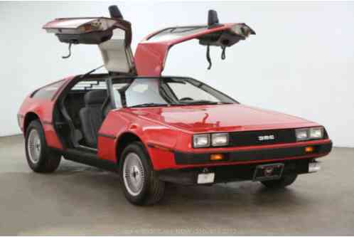 DeLorean DMC-12 (1981)