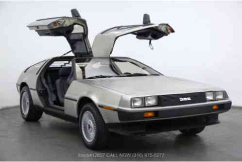 DeLorean DMC-12 (1981)