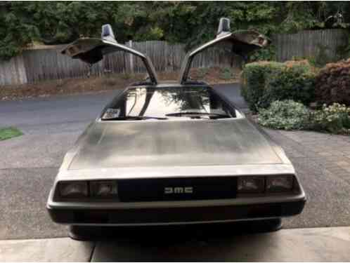 DeLorean DMC-12 (1981)