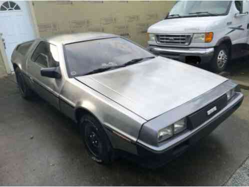 1981 DeLorean DMC