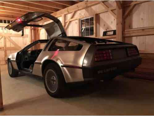 DeLorean (1982)