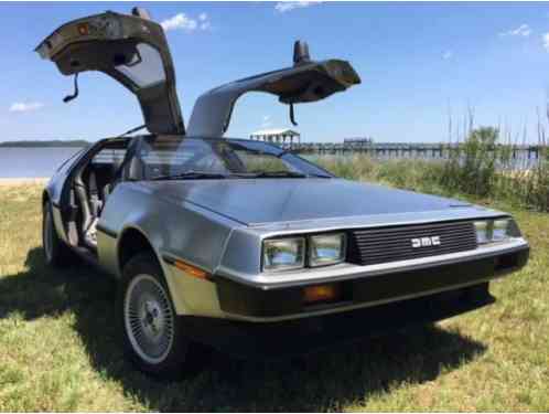 1982 DeLorean Coupe