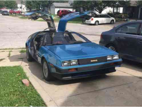 1982 DeLorean DMC-12