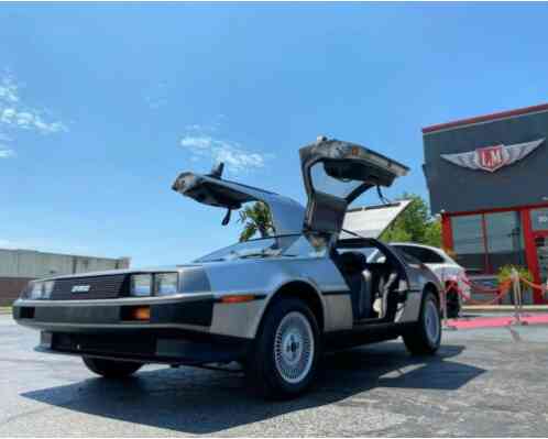 1983 DeLorean DeLorean