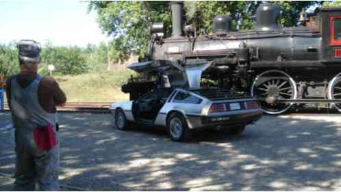 DeLorean DMC 12 Base Coupe 2-Door (1983)