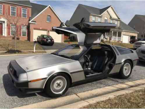 1983 DeLorean DMC 12 Coupe