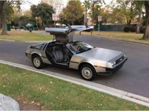 DeLorean DMC12 (1983)