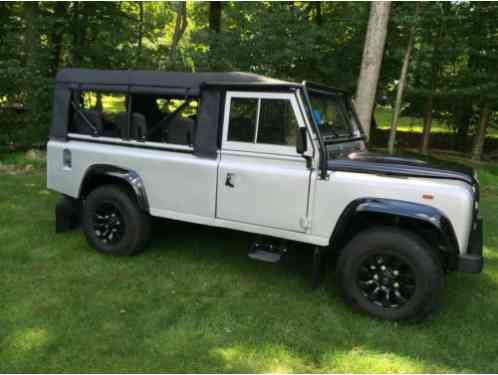 1984 Land Rover Defender Beach Runner