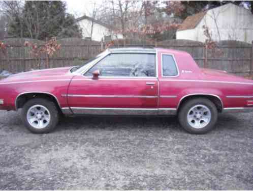 Oldsmobile Cutlass Brougham Coupe (1984)