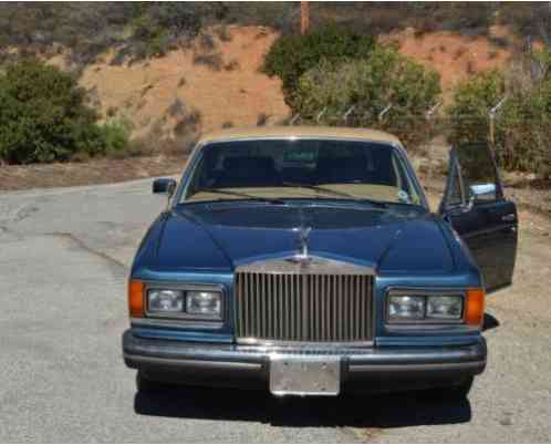 1984 Rolls-Royce Silver Spirit/Spur/Dawn 4-door