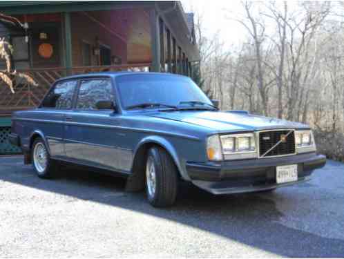 1984 Volvo 240 GLT