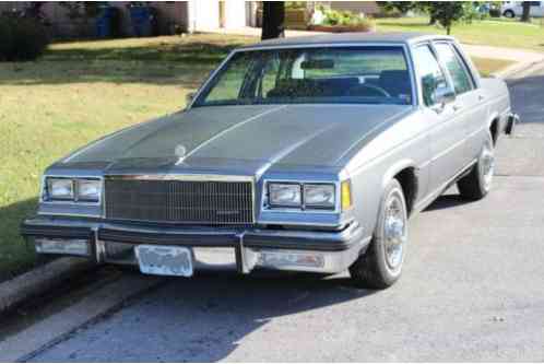 Buick LeSabre Limited Sedan (1985)