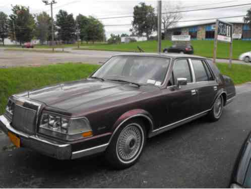 1985 Lincoln Continental