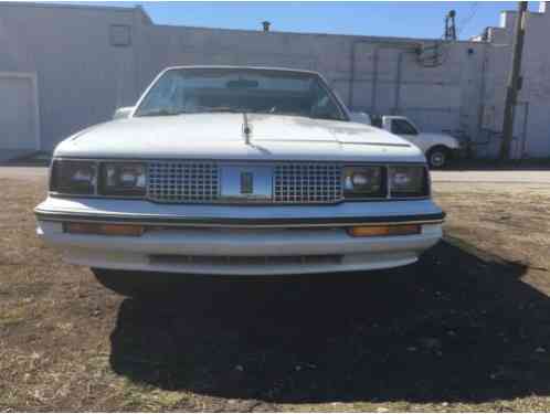 1985 Oldsmobile Cutlass RED