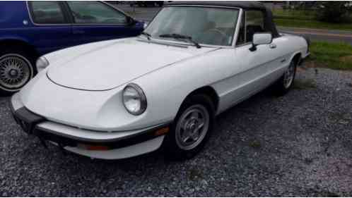 Alfa Romeo Spider Veloce (1986)