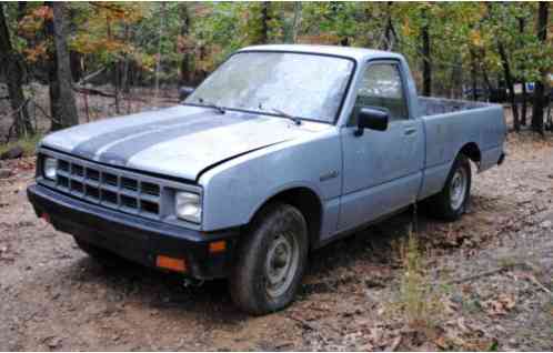 Isuzu PuP Pickup Truck Base (1986)