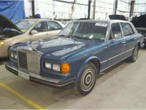 1986 Rolls-Royce Silver Spirit/Spur/Dawn 4-door