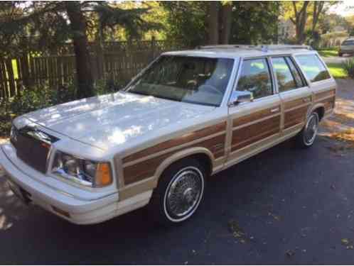 1987 Chrysler Town & Country FAUX WOOD
