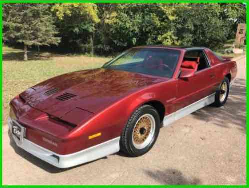 Pontiac Firebird PONTIAC TRANS (1987)