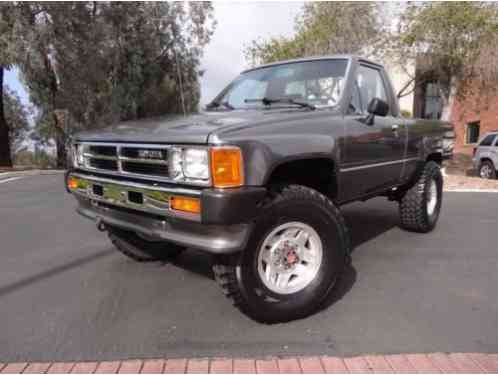 1987 Toyota Tacoma