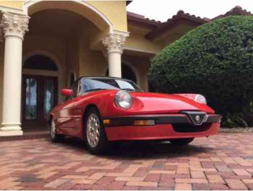 Alfa Romeo Spider 2 DOORS (1988)