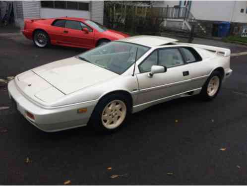 Lotus Esprit Turbo Coupe 2-Door (1988)