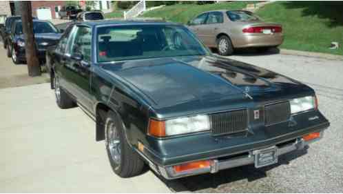 1988 Oldsmobile Cutlass Classic Brougham Coupe 2-Door