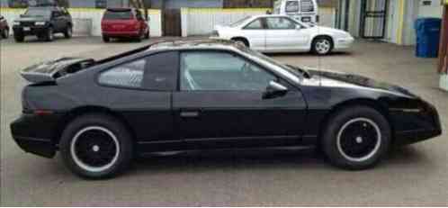 Pontiac Fiero GT Coupe 2-Door (1988)