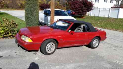 Ford Mustang LX Convertible 2-Door (1989)