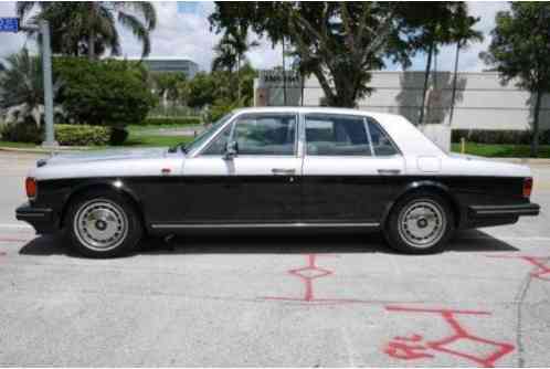 1989 Rolls-Royce Silver Spirit/Spur/Dawn --