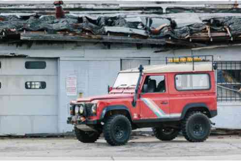 1990 Land Rover Defender