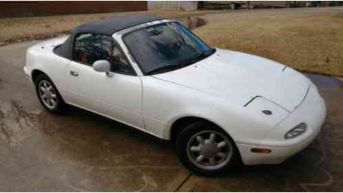 Mazda MX-5 Miata (1990)