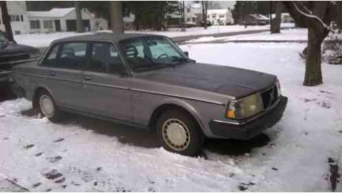 Volvo 240 (1990)