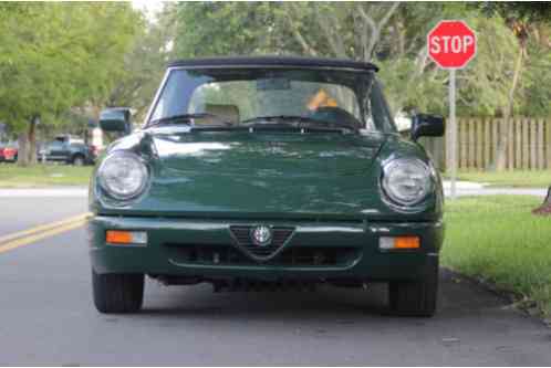 1991 Alfa Romeo Spider Veloce convertible