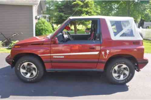 Geo TRACKER Convertible (1991)