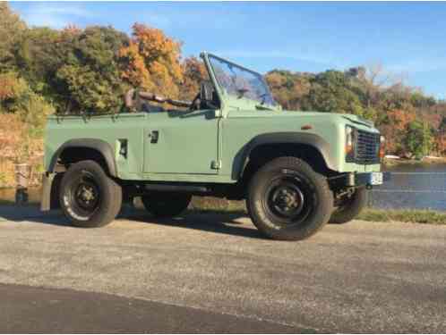 Land Rover Defender (1991)