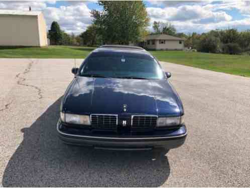 1991 Oldsmobile Custom Cruiser leather