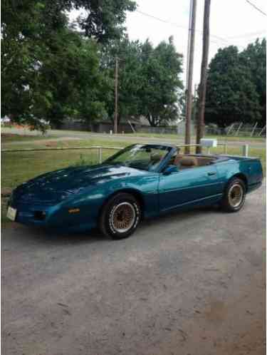 Pontiac Firebird Base Convertible (1992)