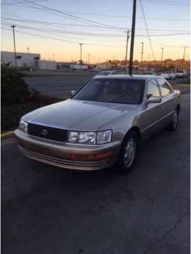 Lexus LS Base Sedan 4-Door (1993)