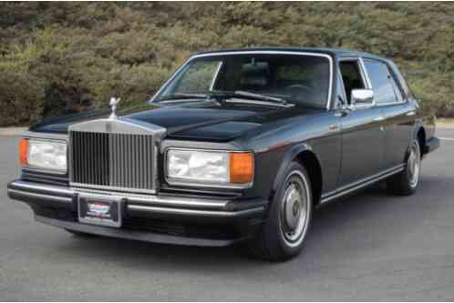 Rolls-Royce Silver Spirit/Spur/Dawn (1993)