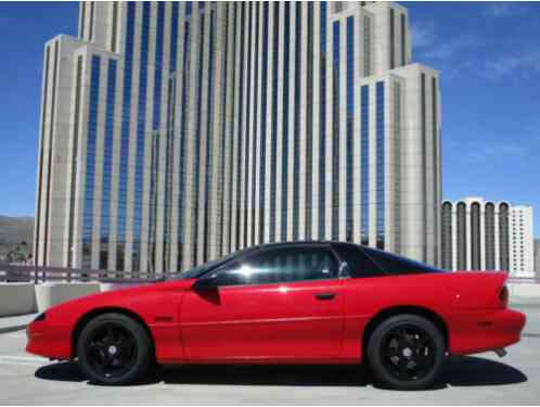 1994 Chevrolet Camaro --