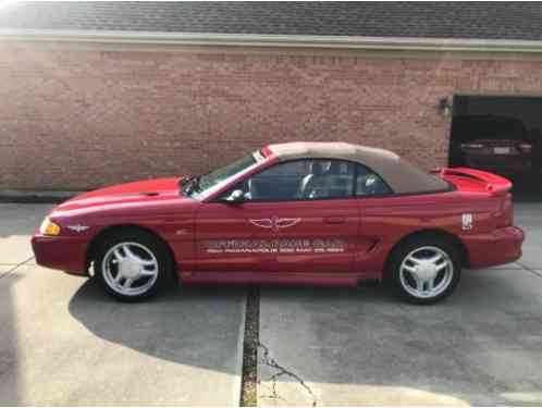 Ford Mustang GT convertible (1994)