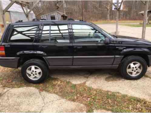 Jeep Grand Cherokee Laredo (1994)