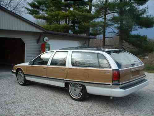 1996 Buick Roadmaster LIMITED ESTATE WAGON COLLECTOR'S EDITION