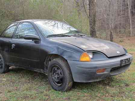 Geo Metro (1996)