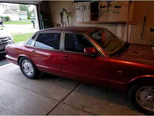 Jaguar XJ6 Base Sedan 4-Door (1996)