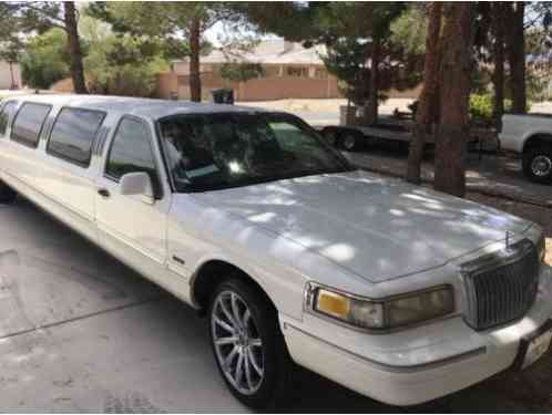 Lincoln Town Car (1996)