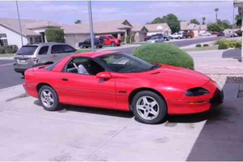 Chevrolet Camaro z28 (1997)