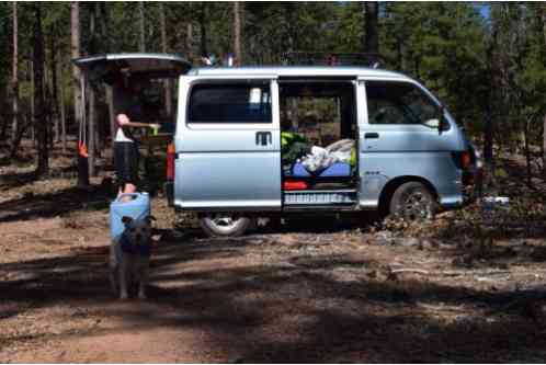 Daihatsu Hijet Camper 5 door 4x4 (1997)