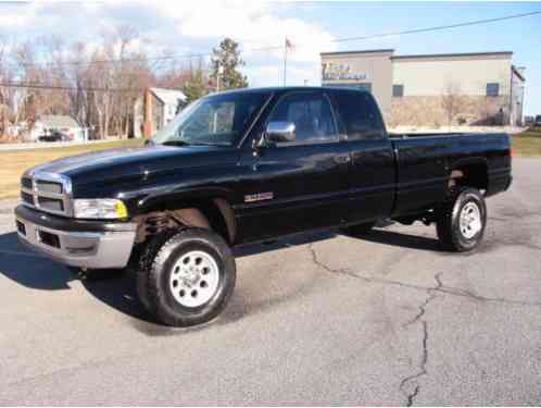 1997 Dodge Ram 2500 Laramie Extended Cab Pickup 2-Door